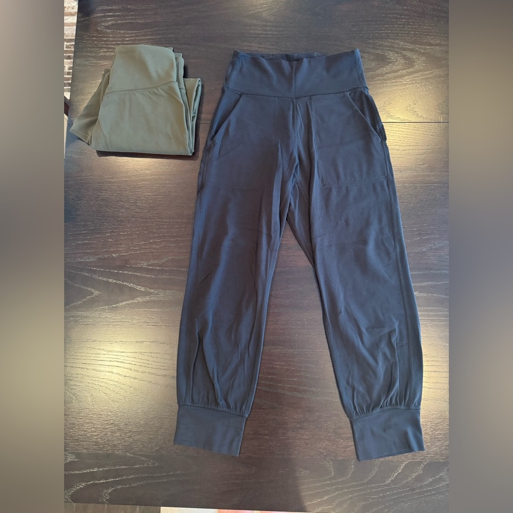Bundle of 2 Lululemon Align High Rise Cropped Jogger 21” (Dark Olive + Black) - Picture 12 of 14